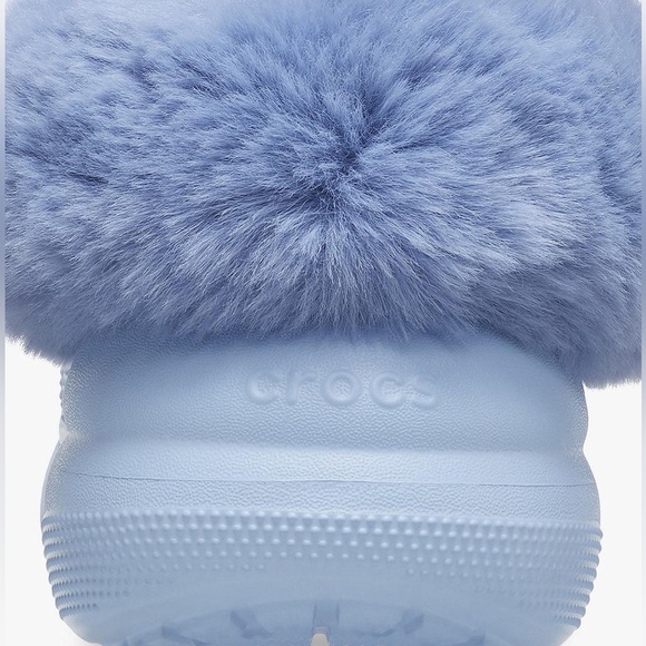 CROCS Furever Crush Clogs. - Picture 2 of 10